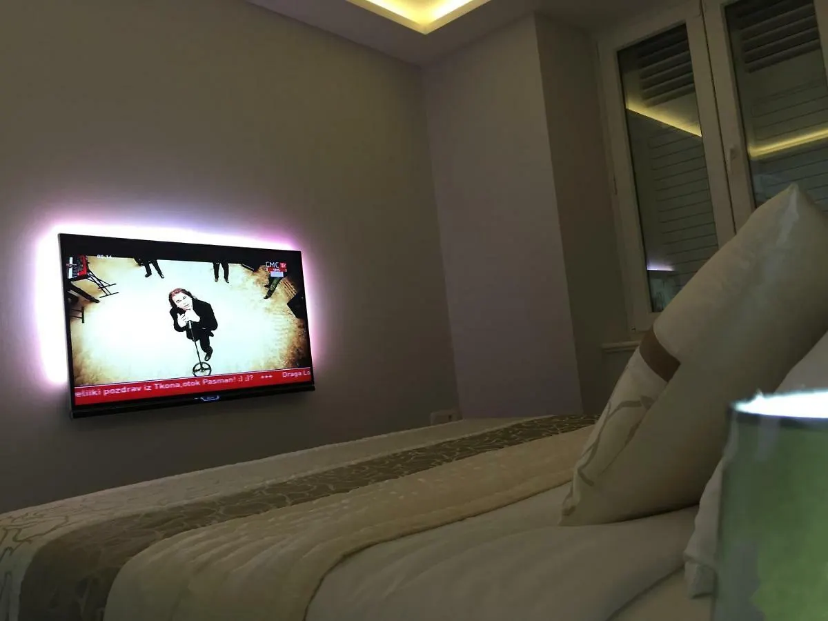 Touched Vip Zadar Apartment