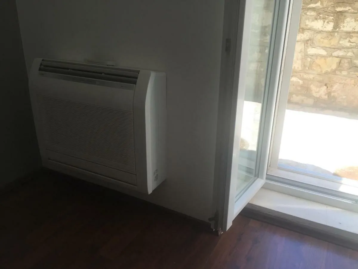 Touched Vip Zadar Apartment 0*,