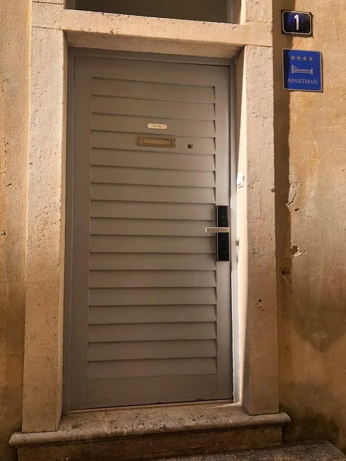 Touched Vip Zadar Apartment